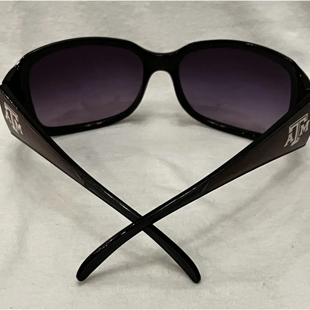 Texas A&M Aggies Rhinestones Black Sunglasses Heart Texas Gig ‘Em College Merch